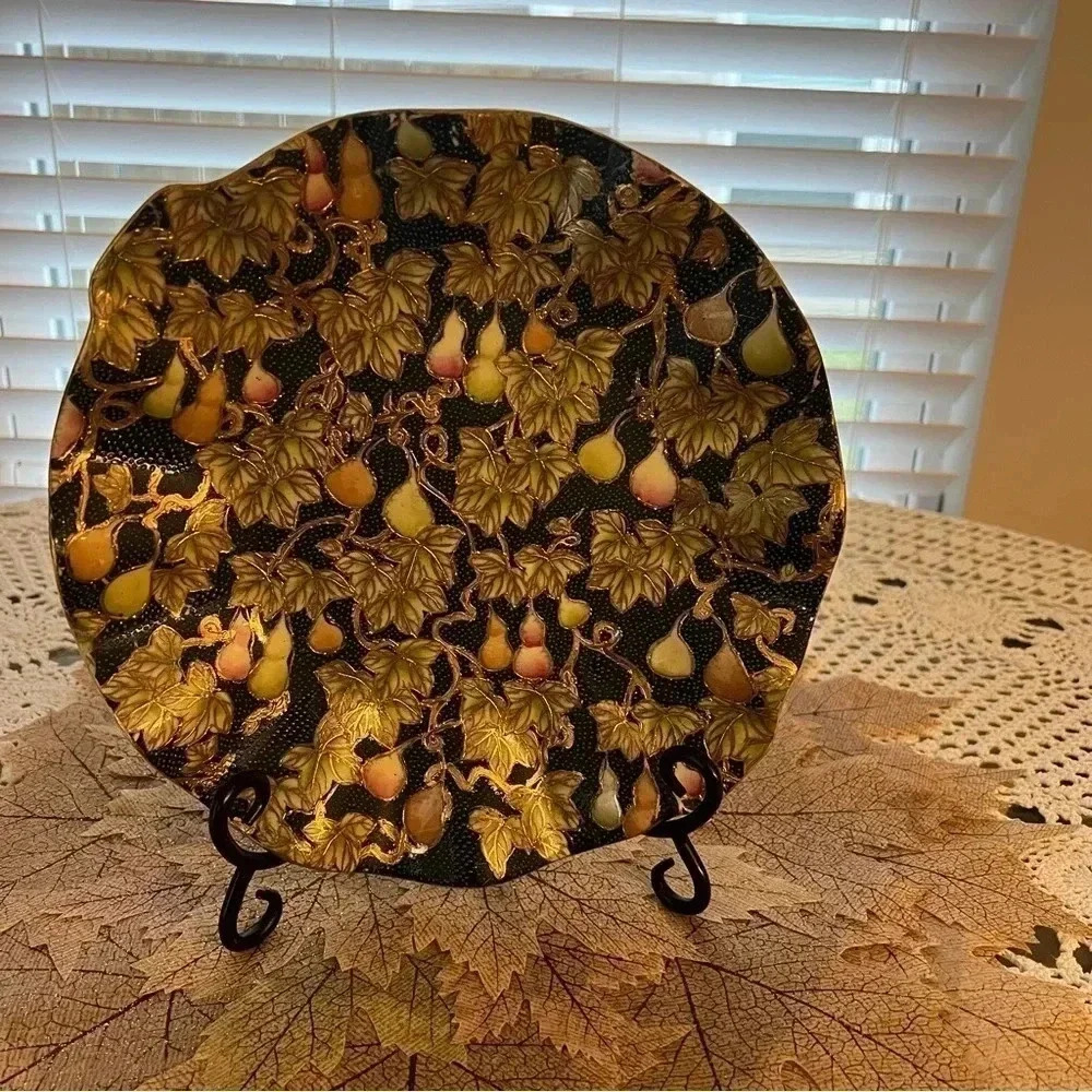Chinese fluted cloisonné‎ plate fruit foliage gold metallic green blue textured